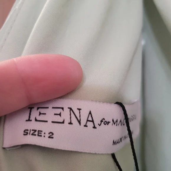 New Mac Duggal Green Ruffle Tired Sleeveless Formal Gown Size 2 Maxi Dress - Picture 7 of 7